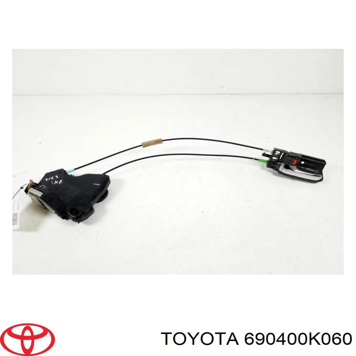  Toyota 690400K060 ціна, від 49.94 USD