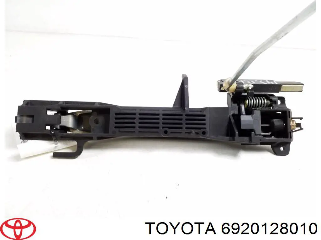 Тримач зовнішньої ручки дверей, передньої правої Toyota 6920128010 ціна, від 8.87 USD