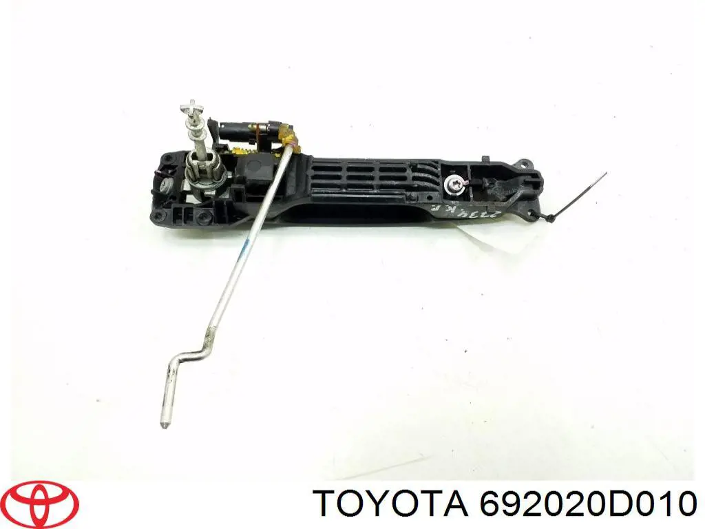 Тримач зовнішньої ручки дверей, передньої лівої Toyota 692020D010 ціна, від 7.03 USD