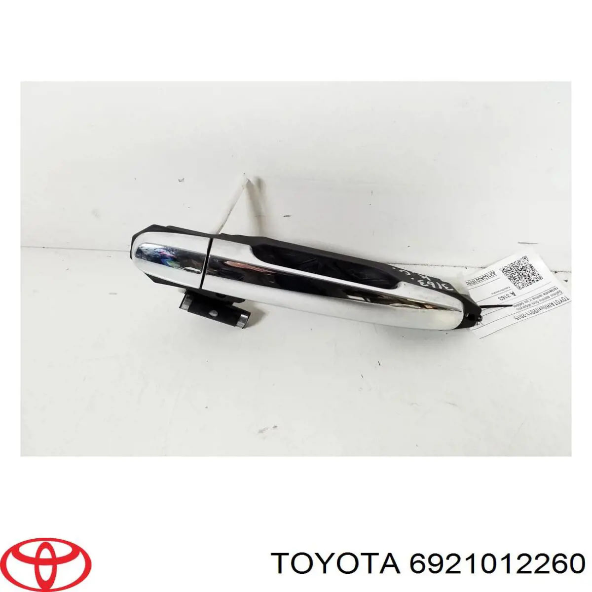 Ручка задньої двері зовнішня права Toyota Highlander HYBRID (Тойота Хайлендер)