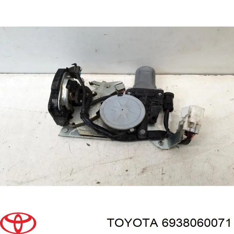 Купити 6938060071 Toyota 