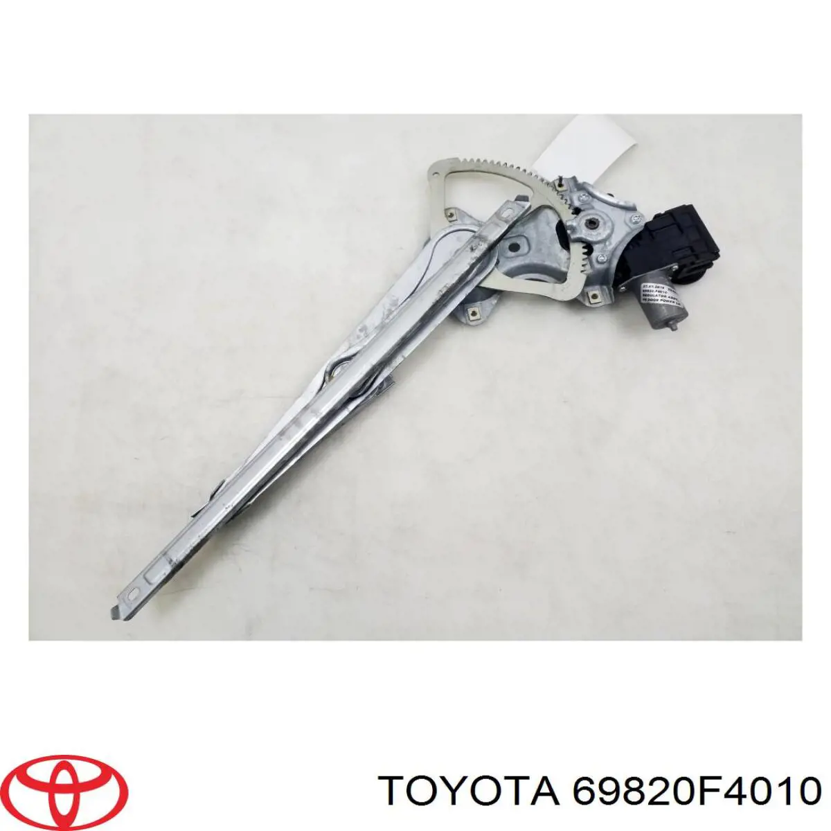 69820F4010 Toyota Підйомник механічний вітрового скла