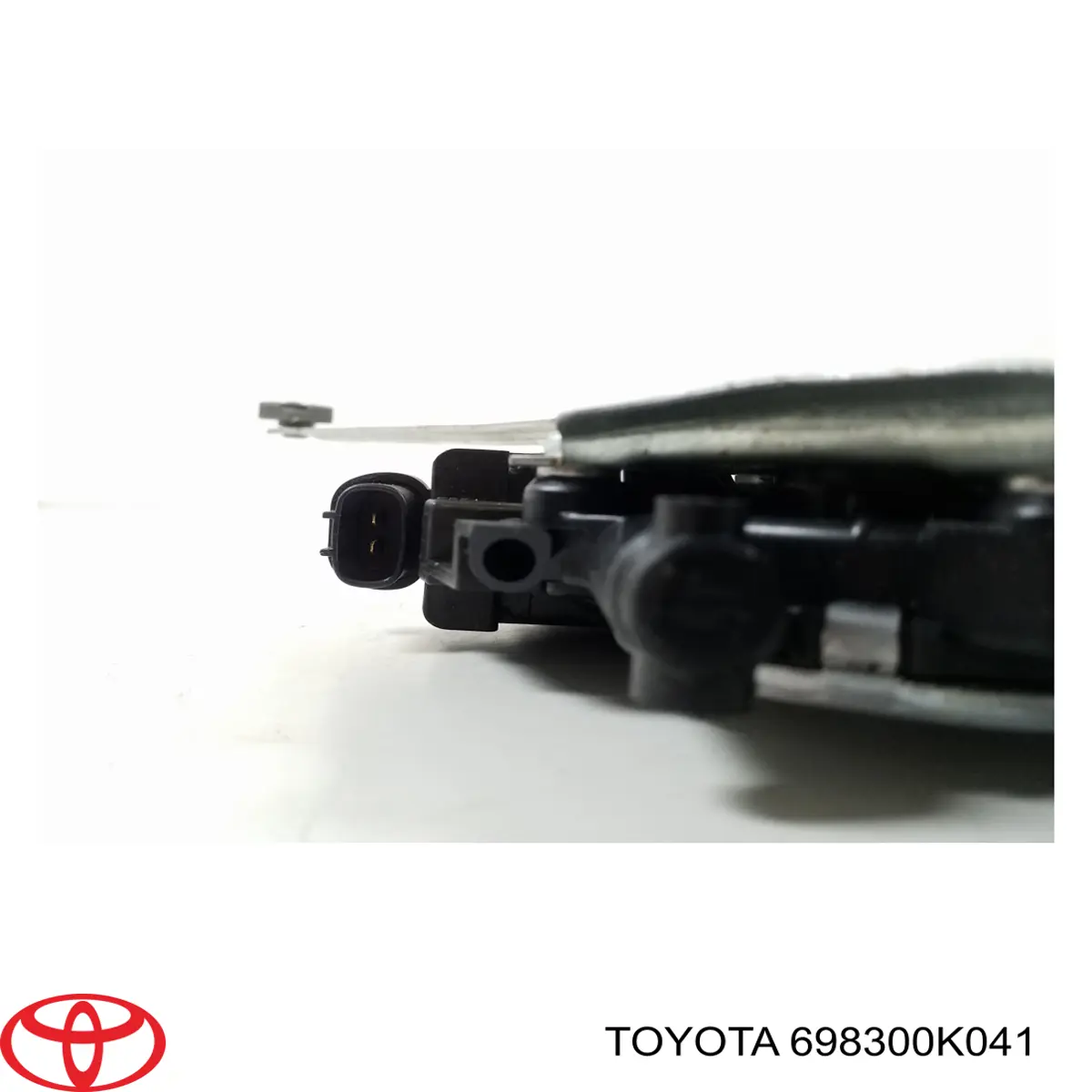 Механізм склопідіймача двері задньої, правої Toyota Hilux (KUN15) (Тойота Хайлюкс)
