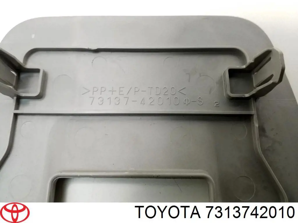  7313742010 Toyota