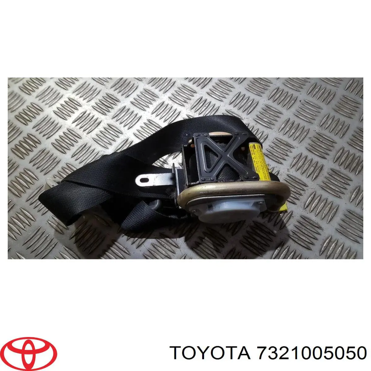 Пасок безпеки передній правий Toyota 7321005050 ціна, від 24.86 USD