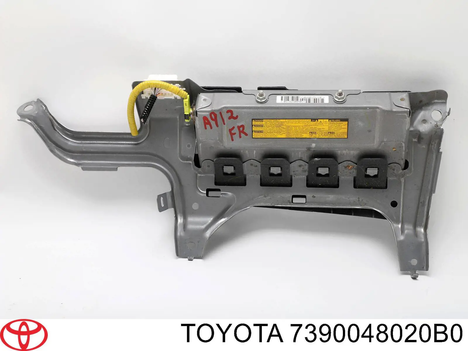 7390048020B0 Toyota Подушка Айрбег водія захисту колін