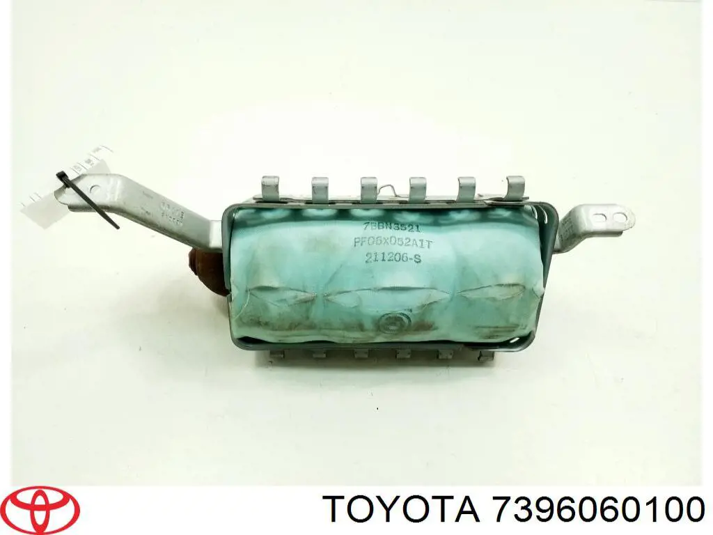 Подушка безпеки бокова Toyota 7396060100 ціна, від 82.11 USD