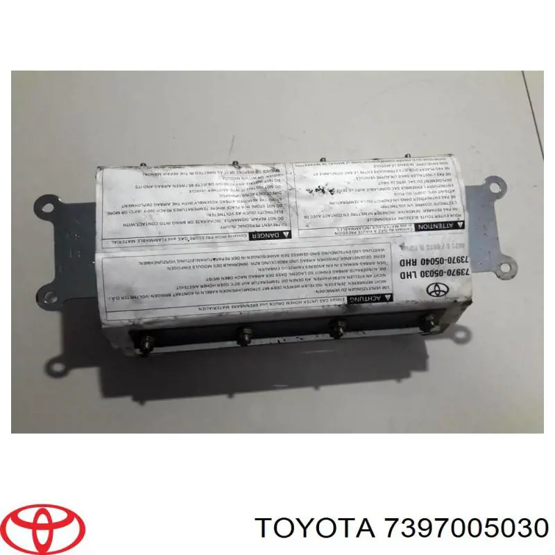 Подушка безпеки пасажира Toyota 7397005030 ціна, від 11.70 USD