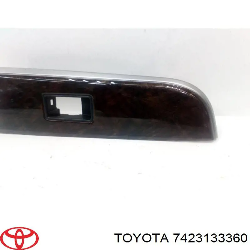  7423133360 Toyota