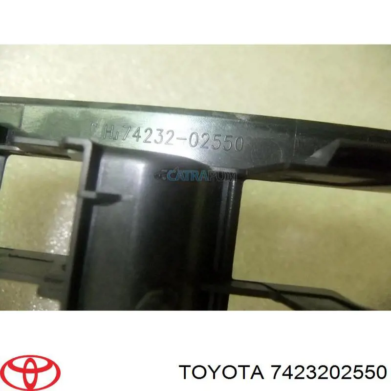  7423202550 Toyota