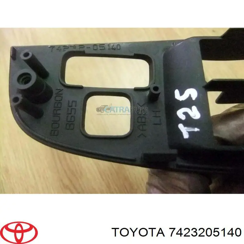 7423205140 Toyota 