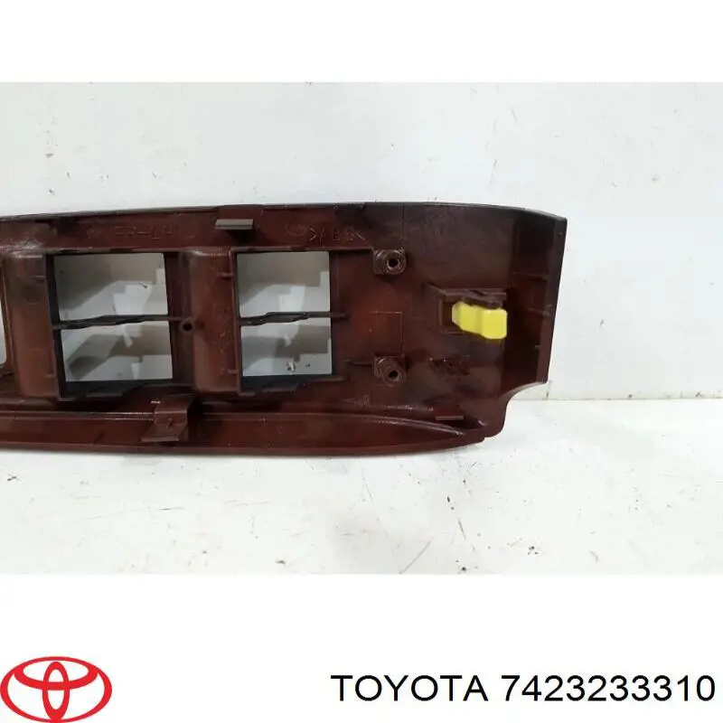 Купити 7423233310 Toyota 