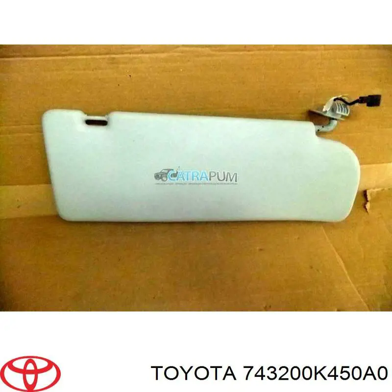 Козирок сонцезахисний автомобіля Toyota 743200K450A0 ціна, від 45.57 USD