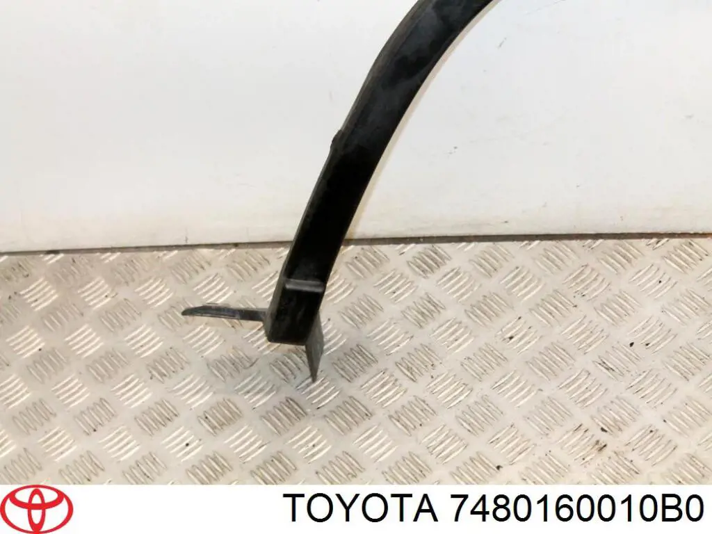 Купити 7480160010B0 Toyota Молдинг задніх лівих дверей