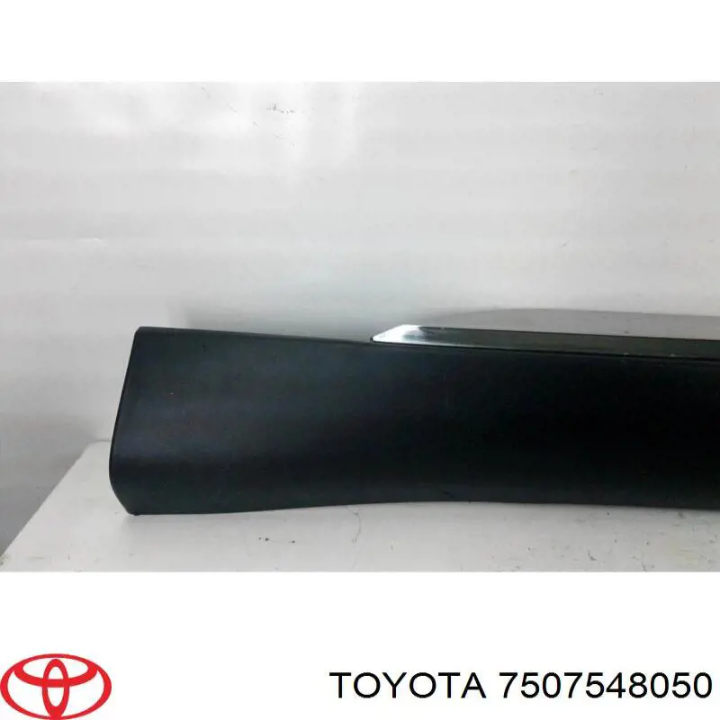 Накладка задньої правої двері 7507548050 Toyota