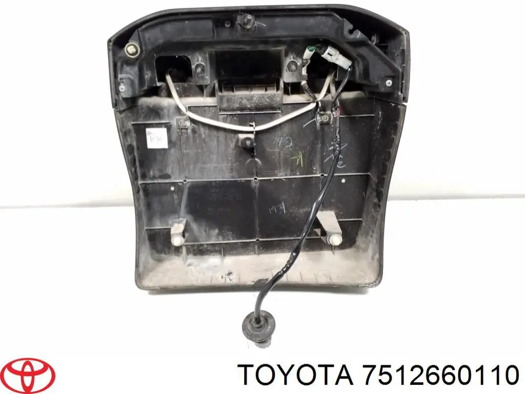 7512660110 Toyota 