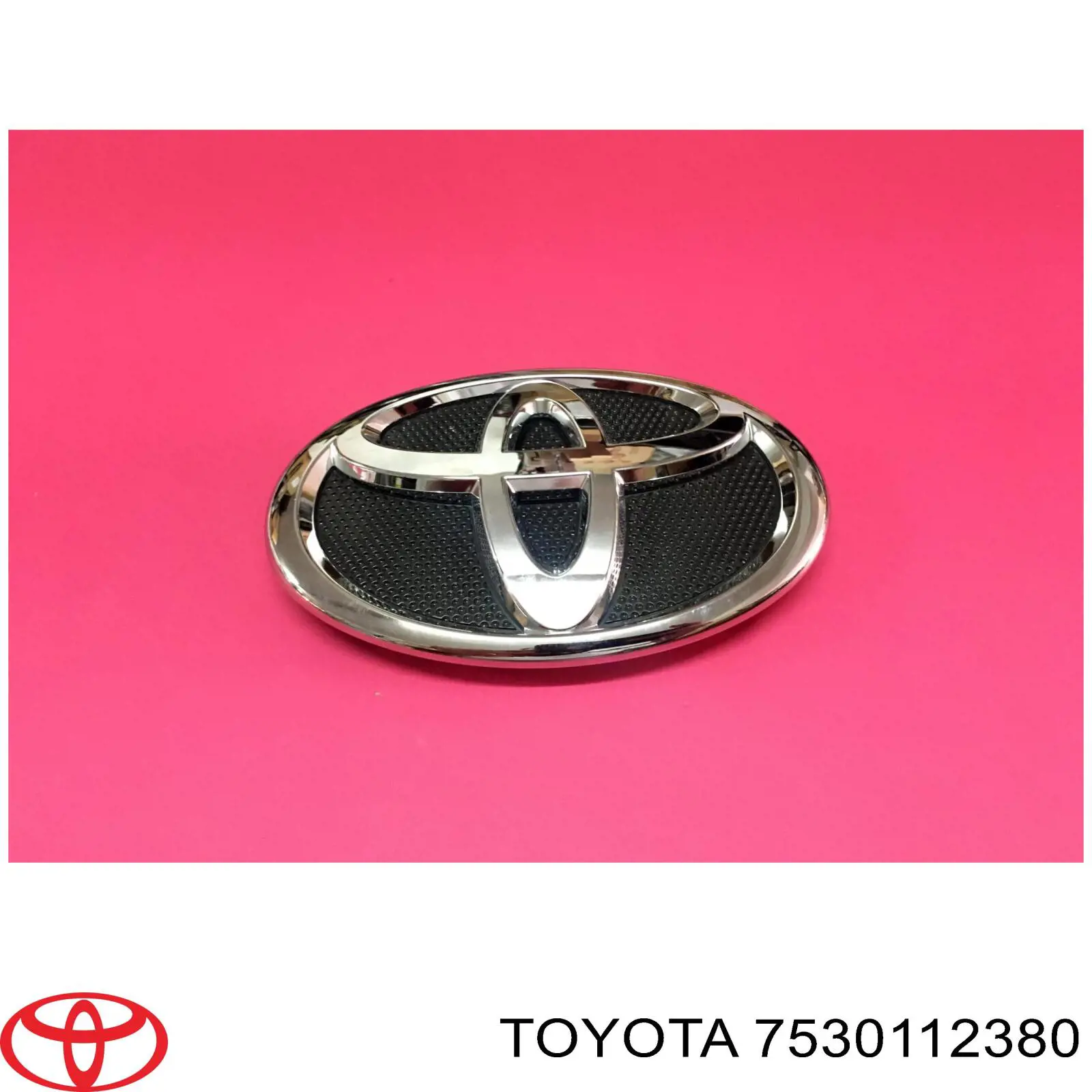 Емблема на решітку радіатора Toyota 7530112380 ціна, від 16.03 USD