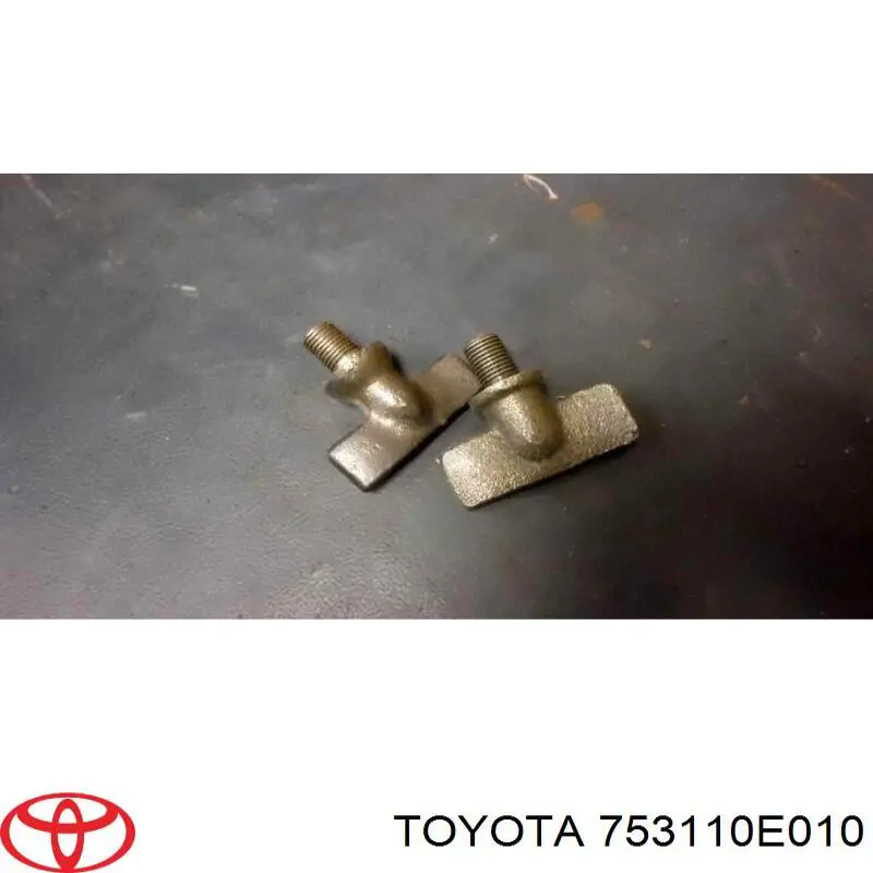 Купити 753110E010 Toyota Емблема решітки радіатора