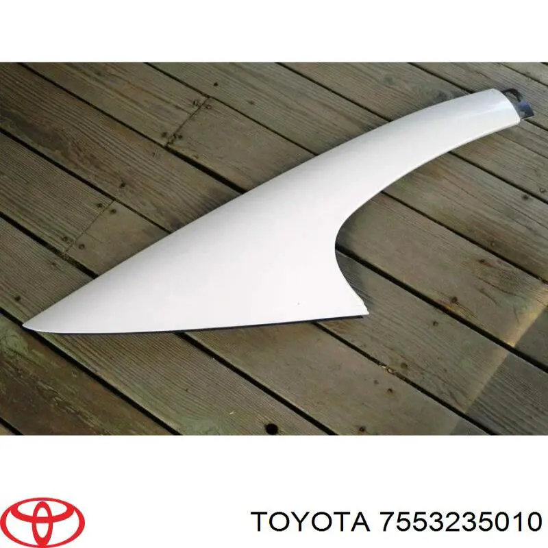 Купити 7553235010 Toyota Лівий або правий молдинг вітрового скла