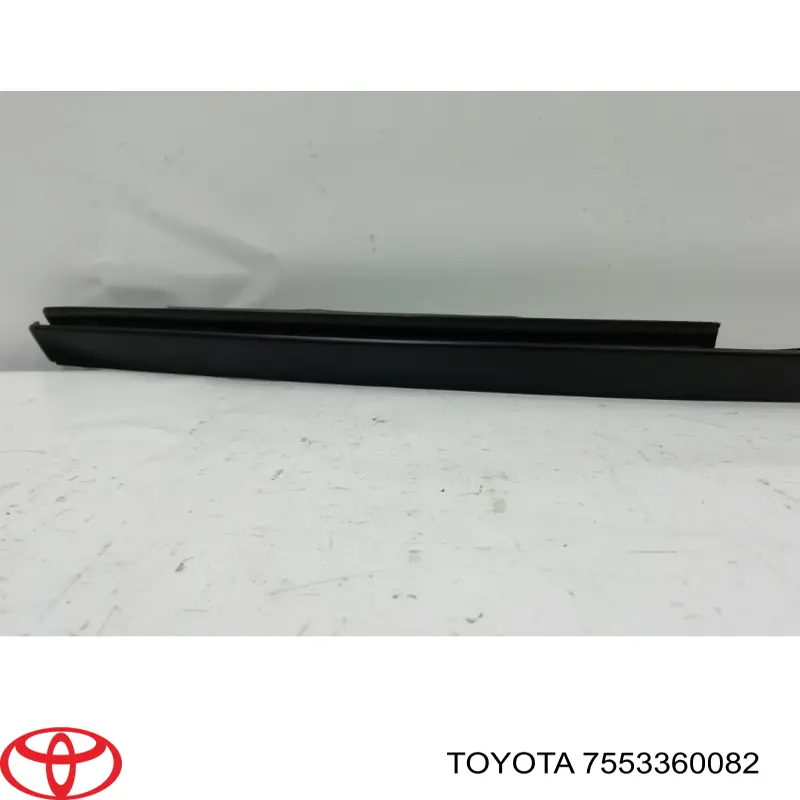 Молдинг лобового скла, правий Toyota 7553360082 ціна, від 38.52 USD