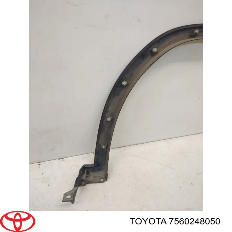 Розширювач переднього крила, лівий 7560248050 Toyota