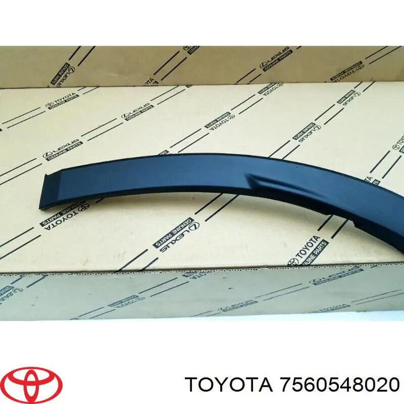 Молдинг заднього правого крила Toyota 7560548020 ціна, від 31.04 USD