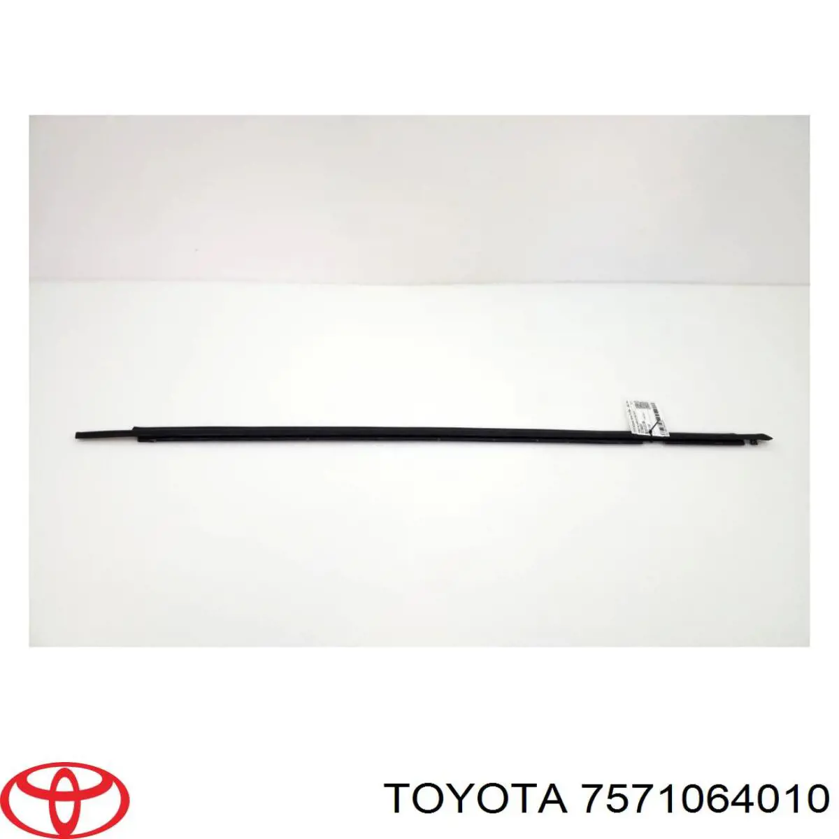7571064010 Toyota Молдинг опускного скла нижній, двері передньої, правої
