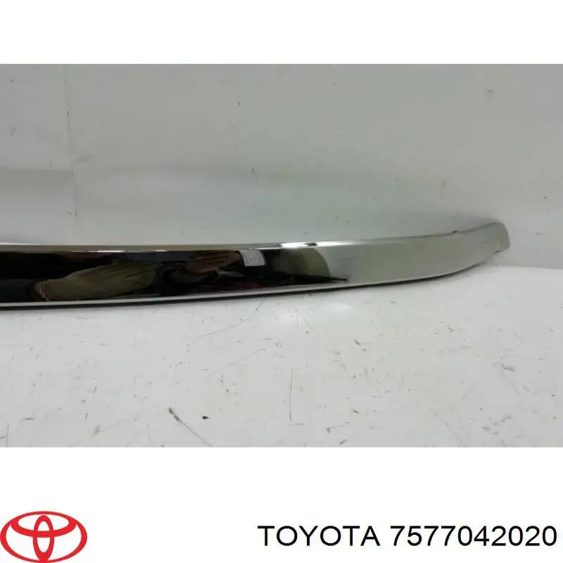Купити 5513008179921P 4max Накладка капоту