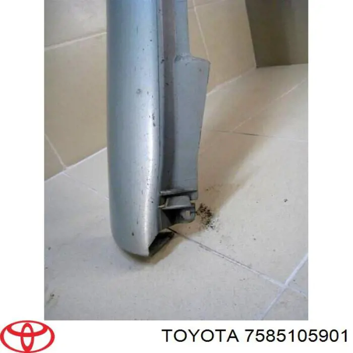 Купити 7585105901 Toyota Накладка зовнішня (молдинг) порога, правий