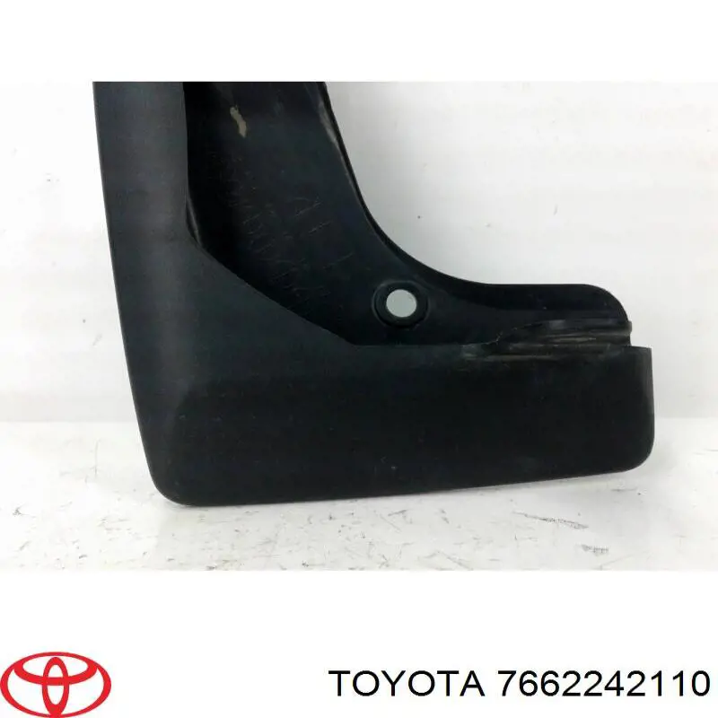 Купити 7662242110 Toyota Бризковики передній, лівий
