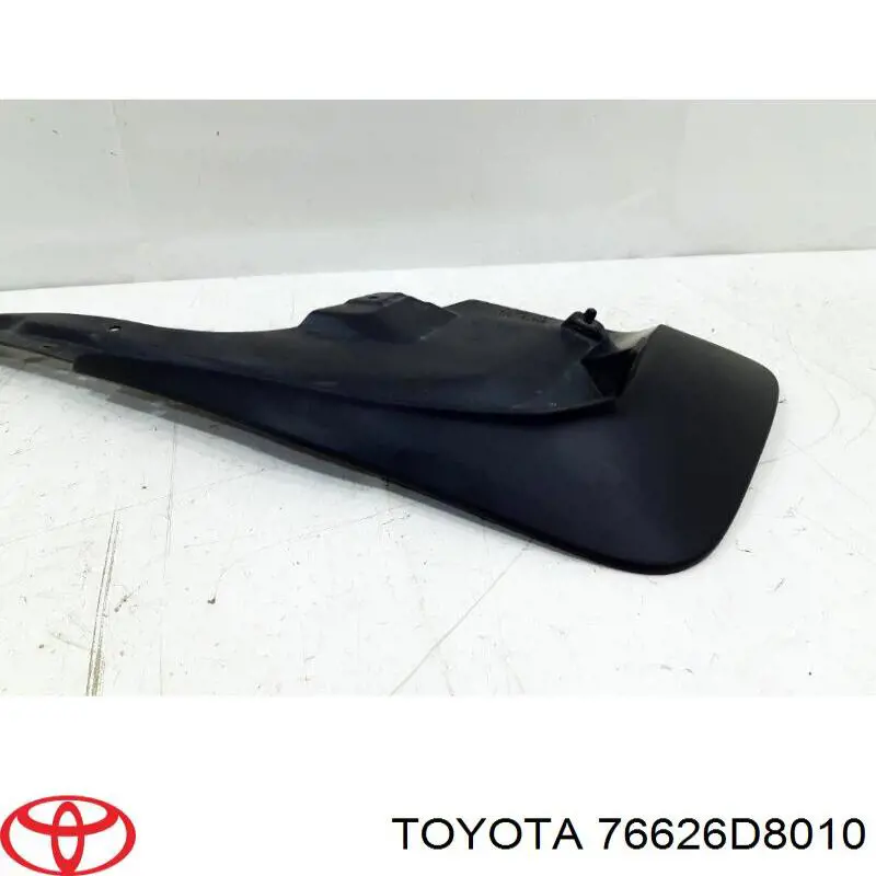  76626D8010 Toyota