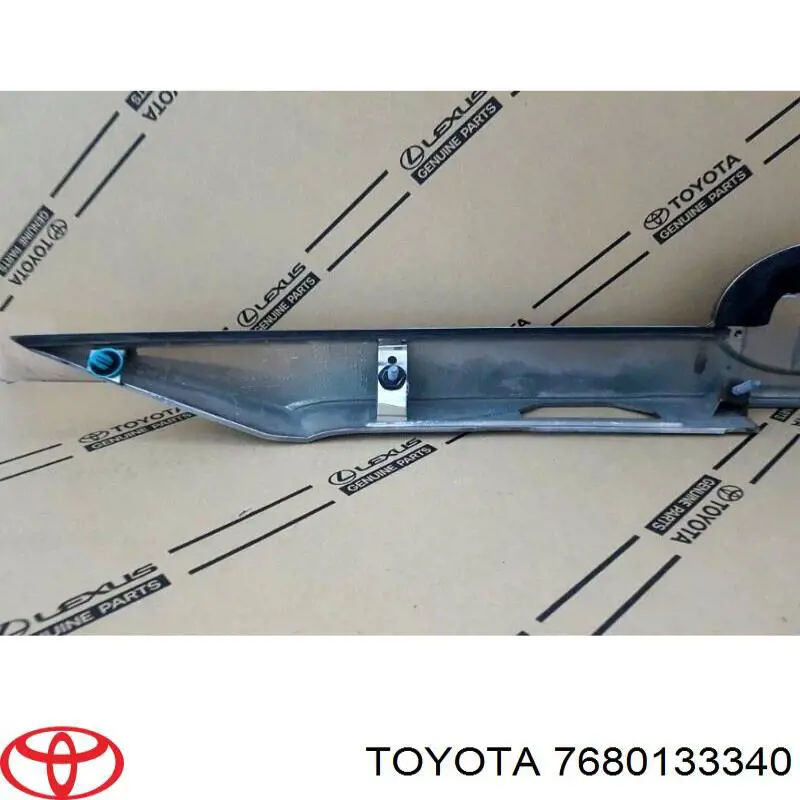 Накладка кришки багажника 7680133340 Toyota