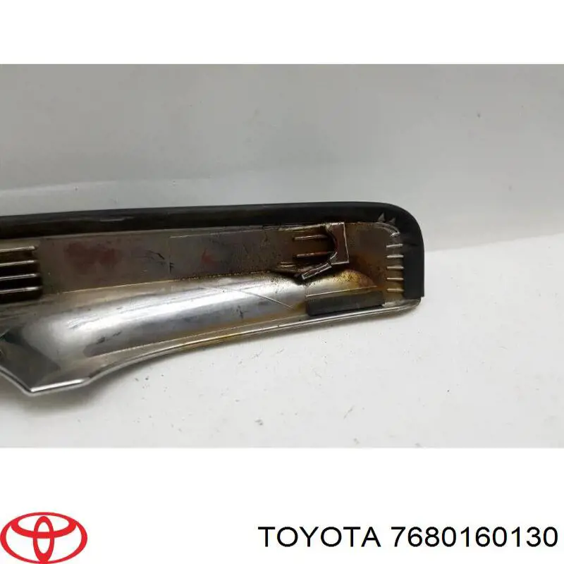 Накладка задньої 3-й/5-й двері Toyota 7680160130 ціна, від  USD