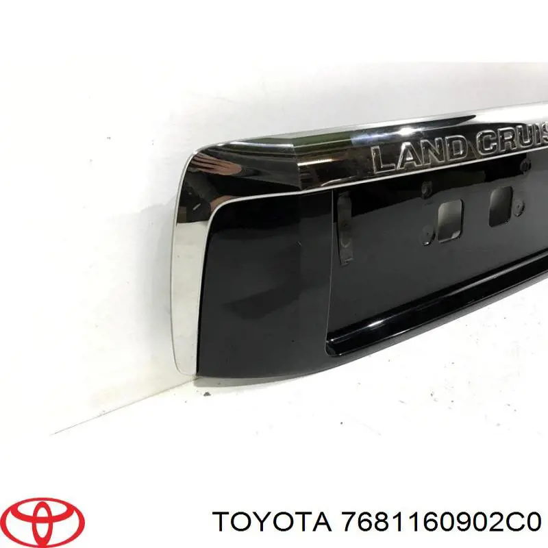 7681160902C0 Toyota Накладка задніх 3-х/5-х дверей