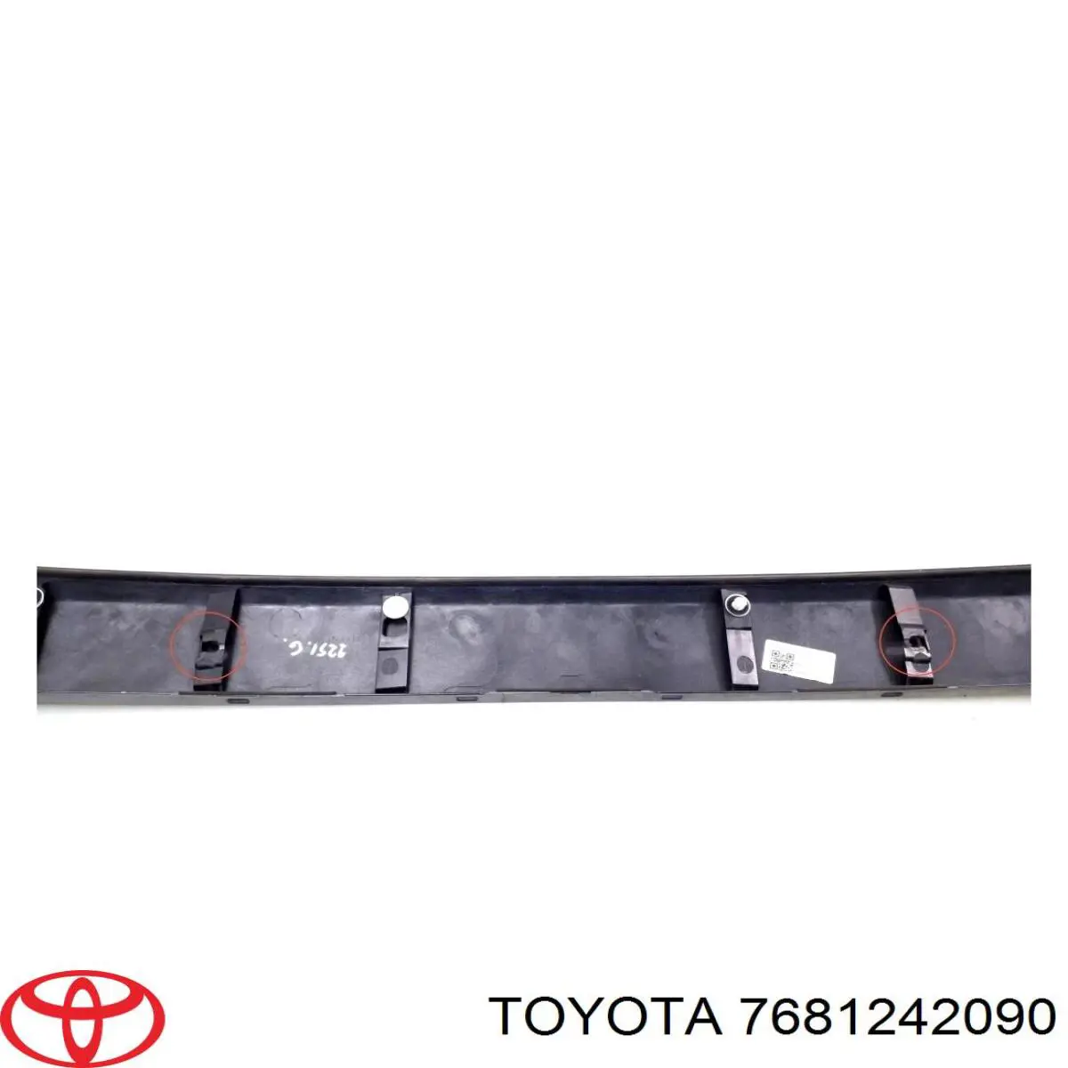 Накладка задньої 3-й/5-й двері на Toyota RAV4 (A4)