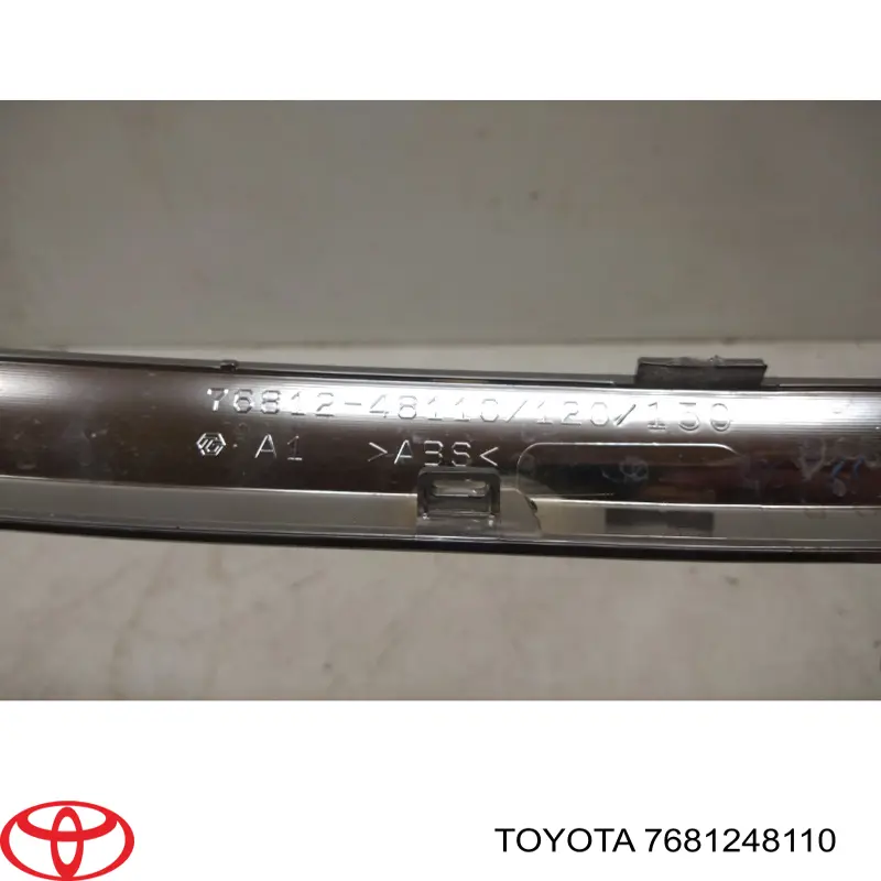  Toyota 7681248110
