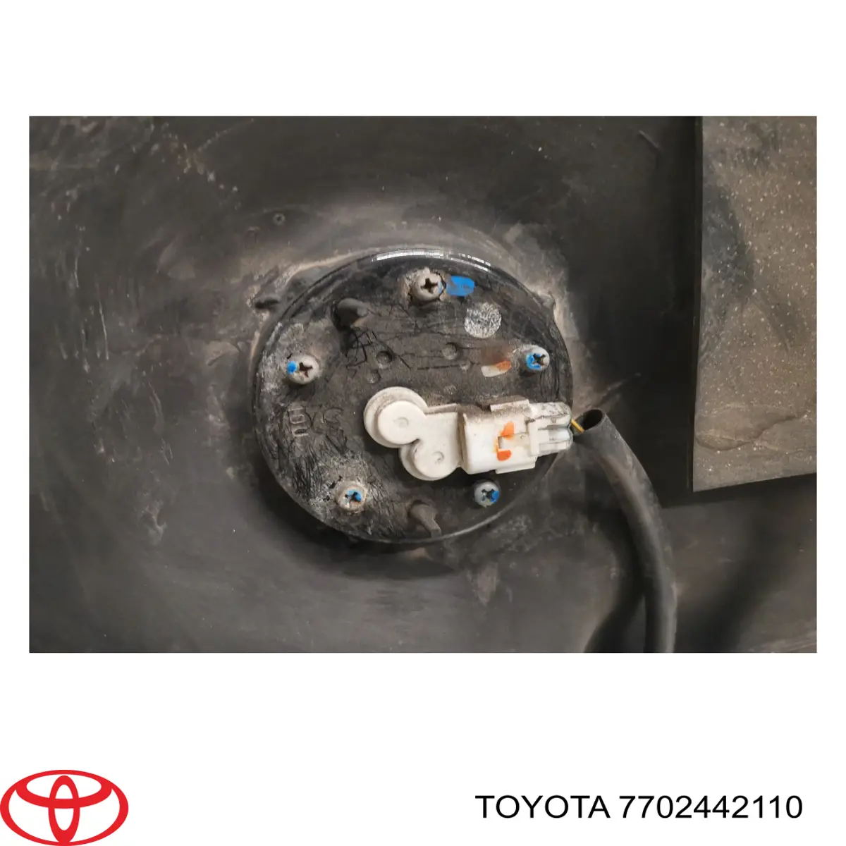 Фільтр тонкого очищення палива Toyota 7702442110 ціна, від 97.39 USD