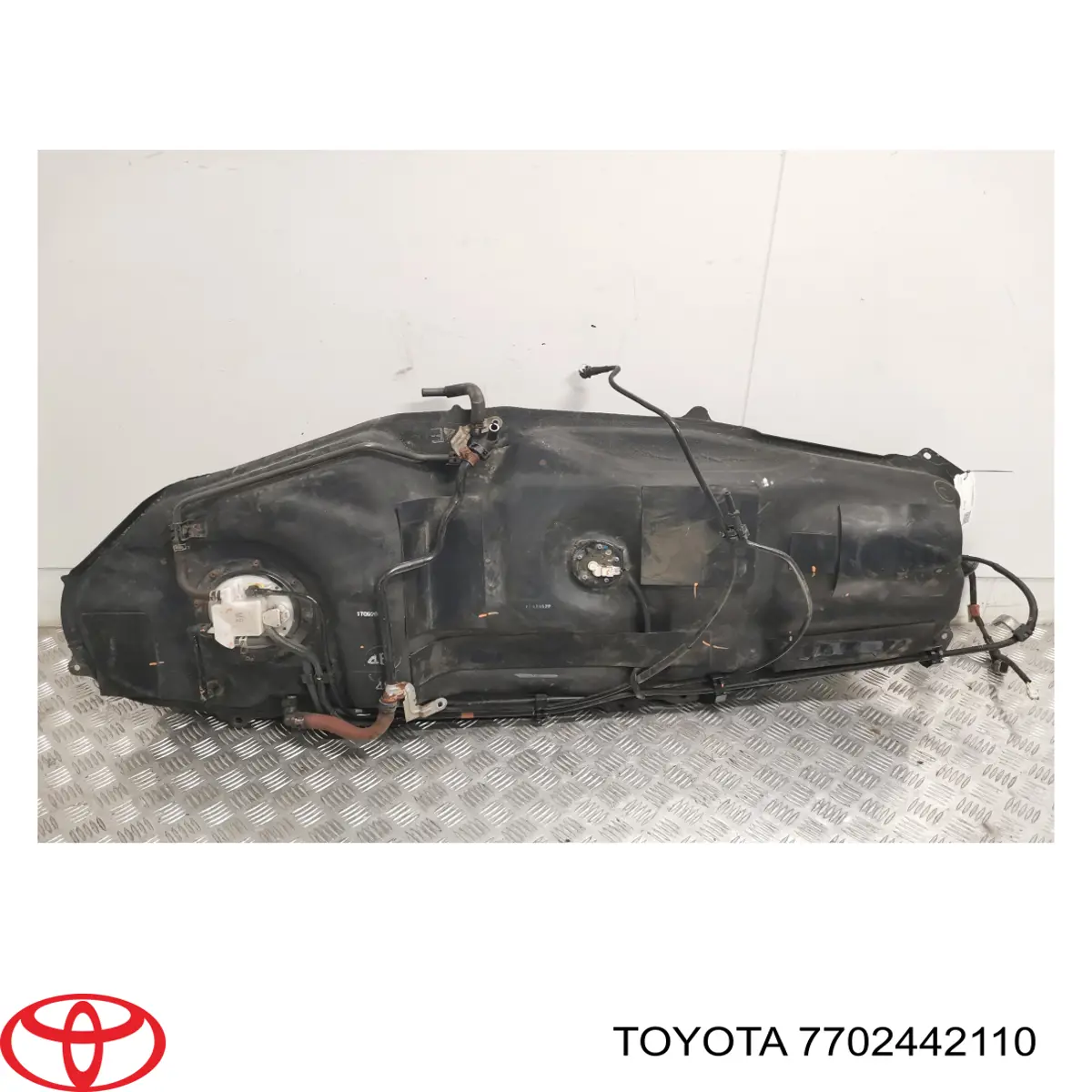 7702442110 Toyota Фільтр палива