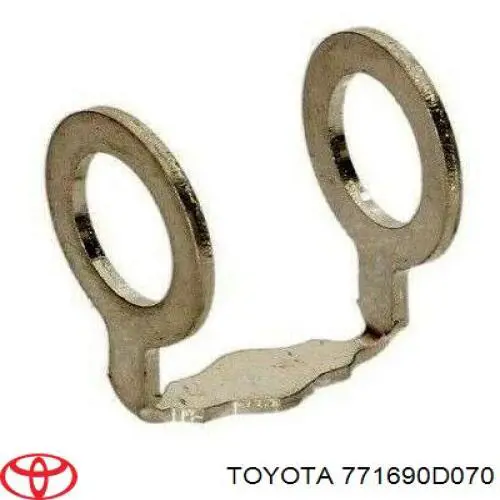 Купити 771690D070 Toyota 