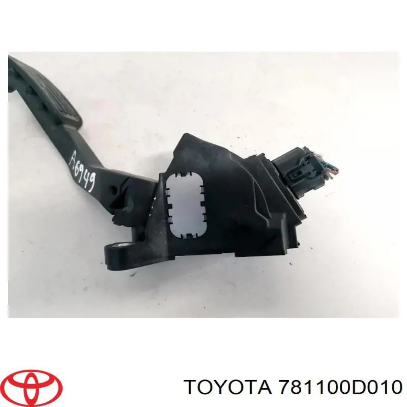 Педаль газу (акселератора) Toyota Yaris (Тойота Яріс)