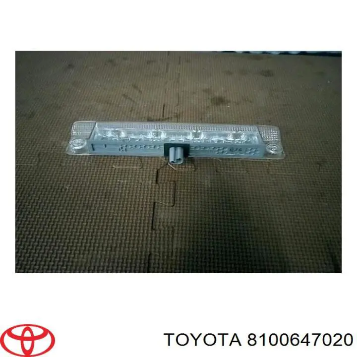 8100647020 Toyota Стоп-сигнал заднього скла