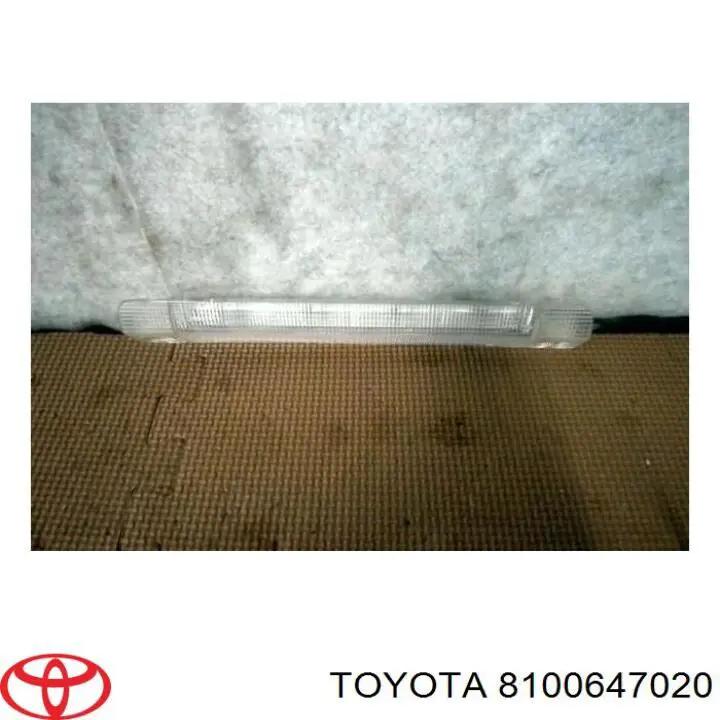 Стоп-сигнал Toyota 8100647020 ціна, від 30.41 USD