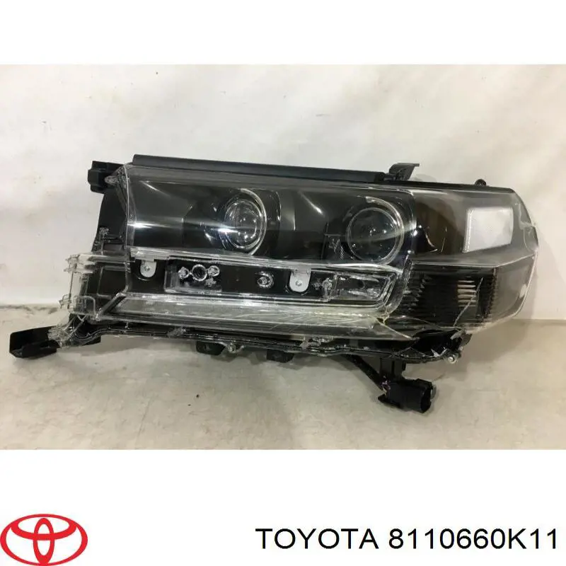 8110660K11 Toyota Фара ліва передня