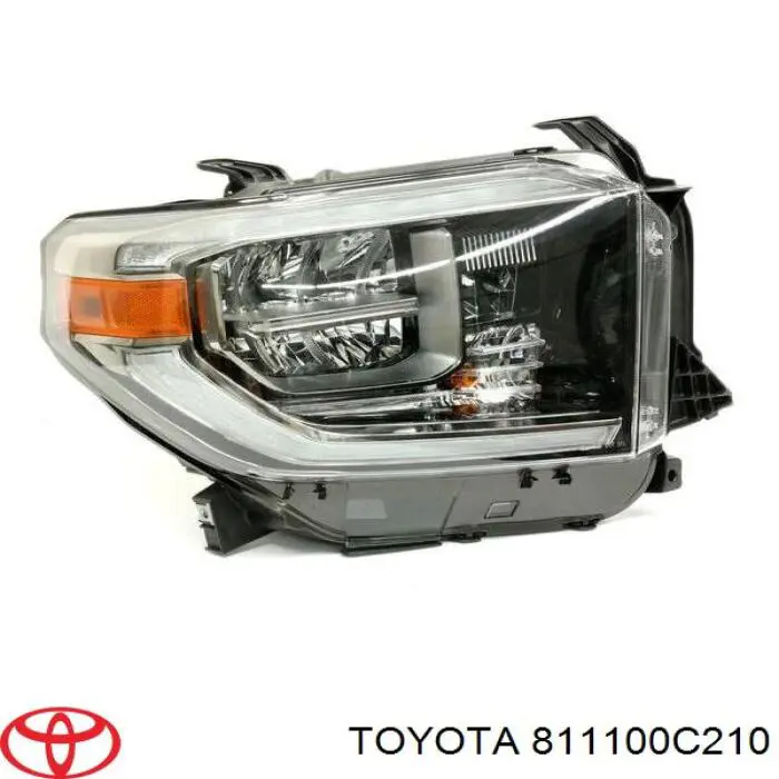 811100C210 Toyota Фара правая