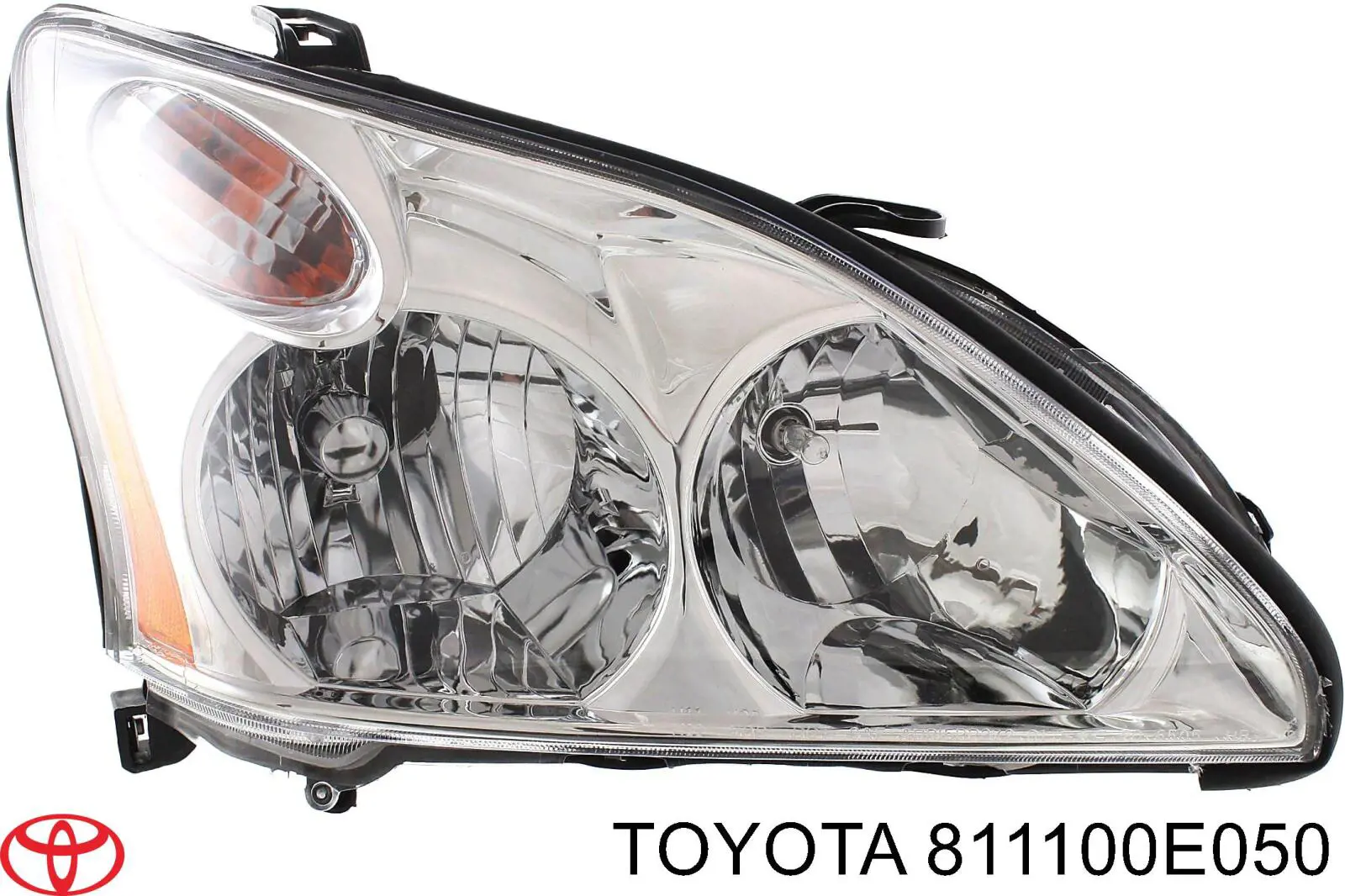 811100E050 Toyota Фара правая
