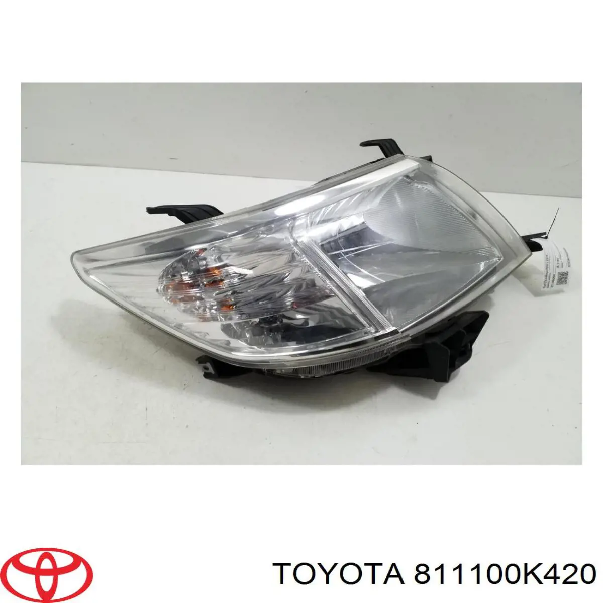 Фара права 811100K420 Toyota