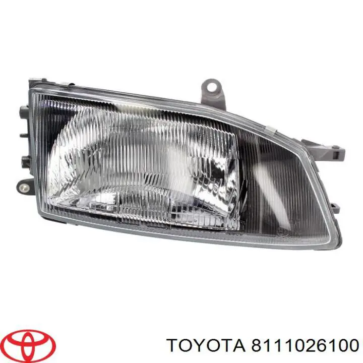 Фара права 8111026100 Toyota