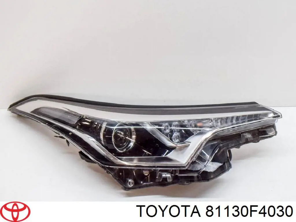 81130F4030 Toyota Основна фара - вставка