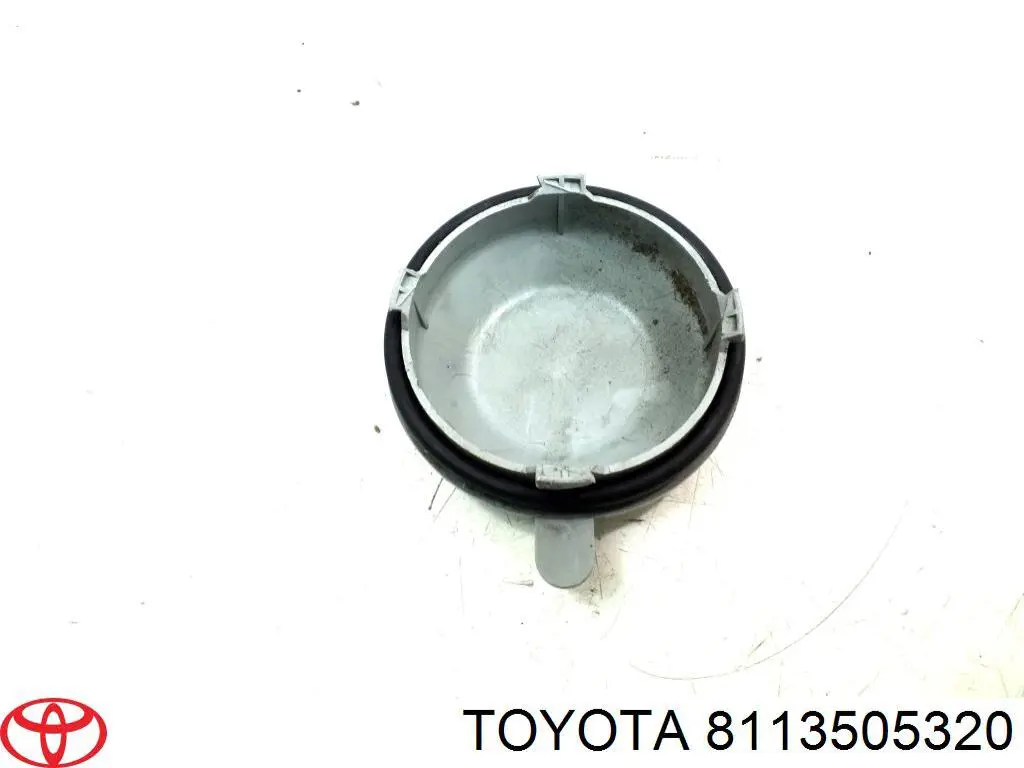 8113505320 Toyota 