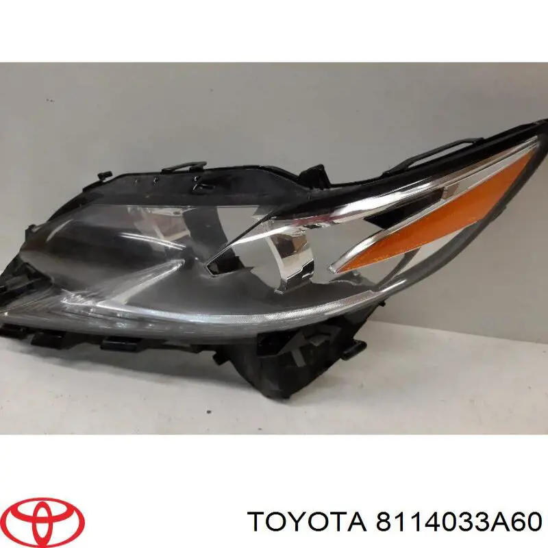 Купити 8114033A60 Toyota Права блок фара